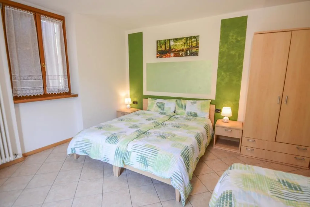 Triple Room with Balcony — Bed and Breakfast Galet
