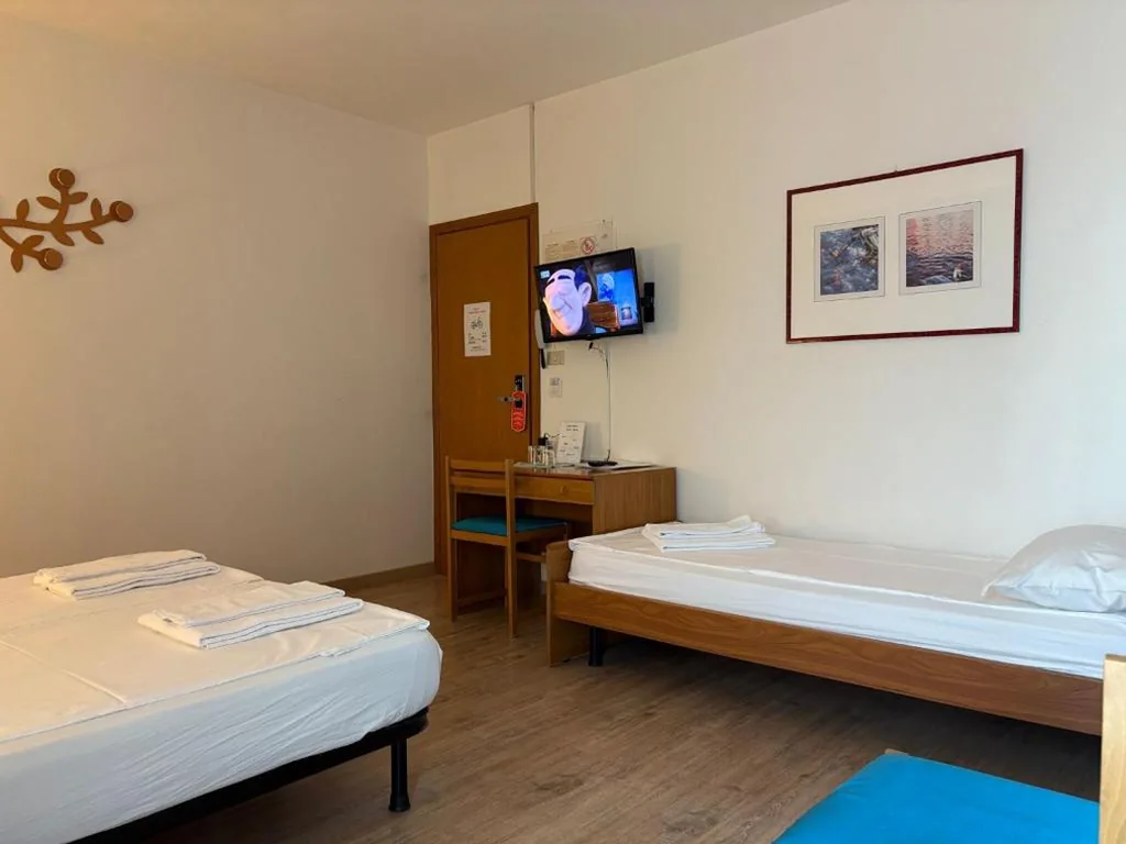 Camera Tripla con Balcone — Hotel Villa Al Vento