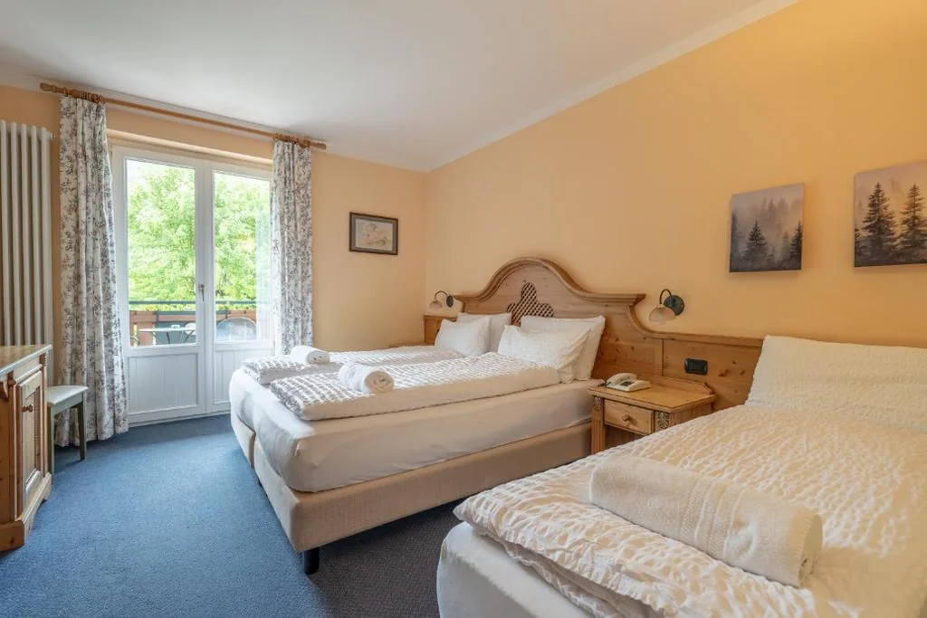 Triple Room with Lake View — Garden Hotel Bellariva