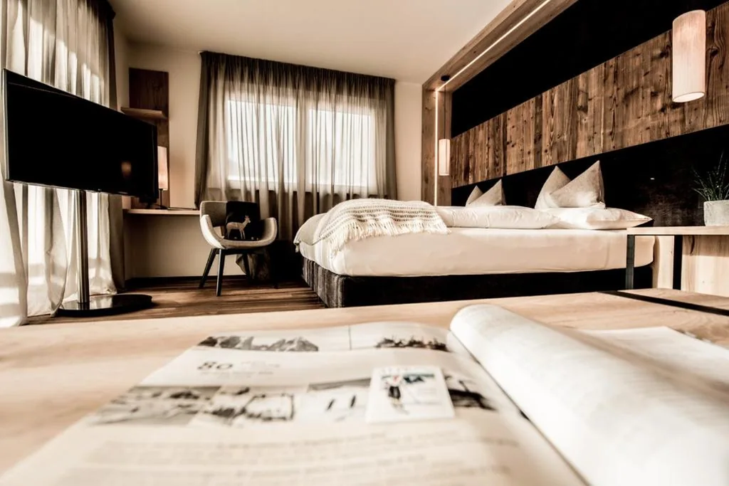 Camera Tripla Deluxe — Hotel Pinei