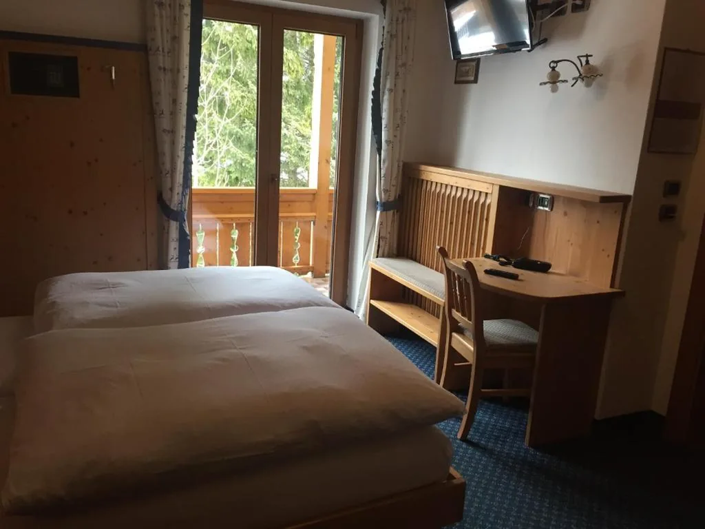 Camera Tripla — Hotel El Paster