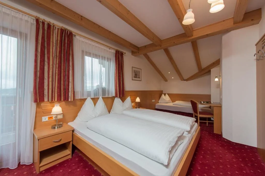 Camera Tripla — Hotel Garni Hochgruber