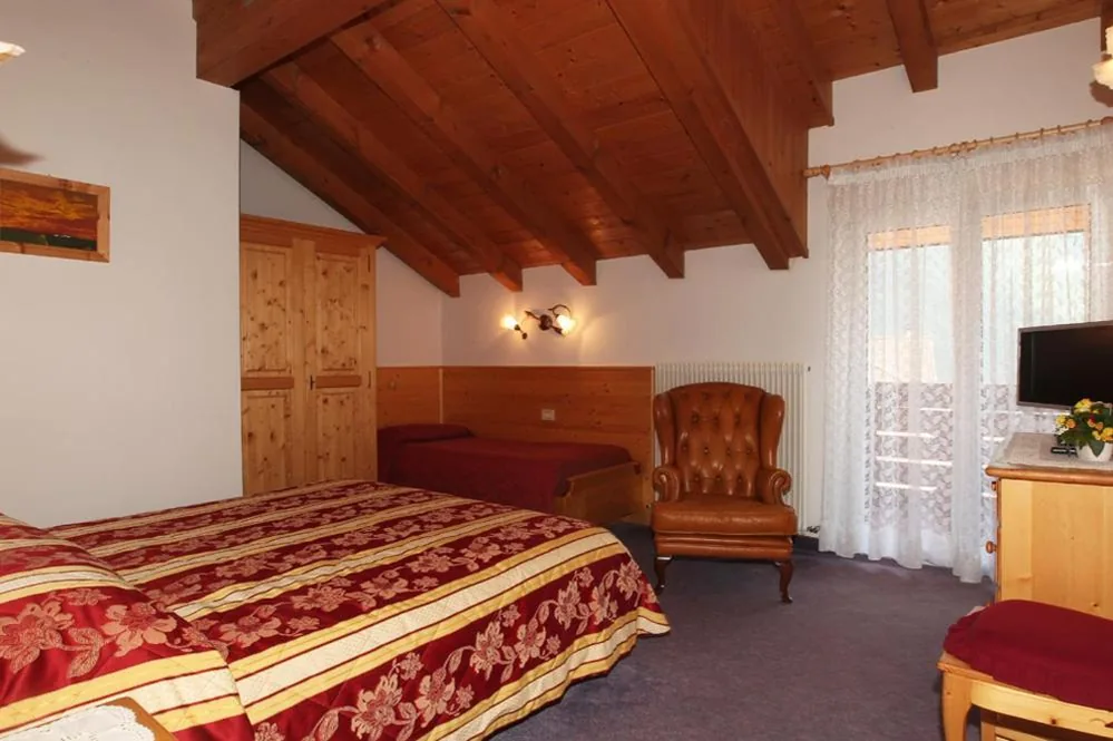 Camera Tripla — Hotel Garnì Villanova