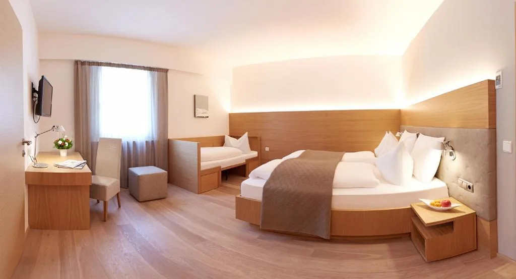 Triple Room — Hotel Post Gries