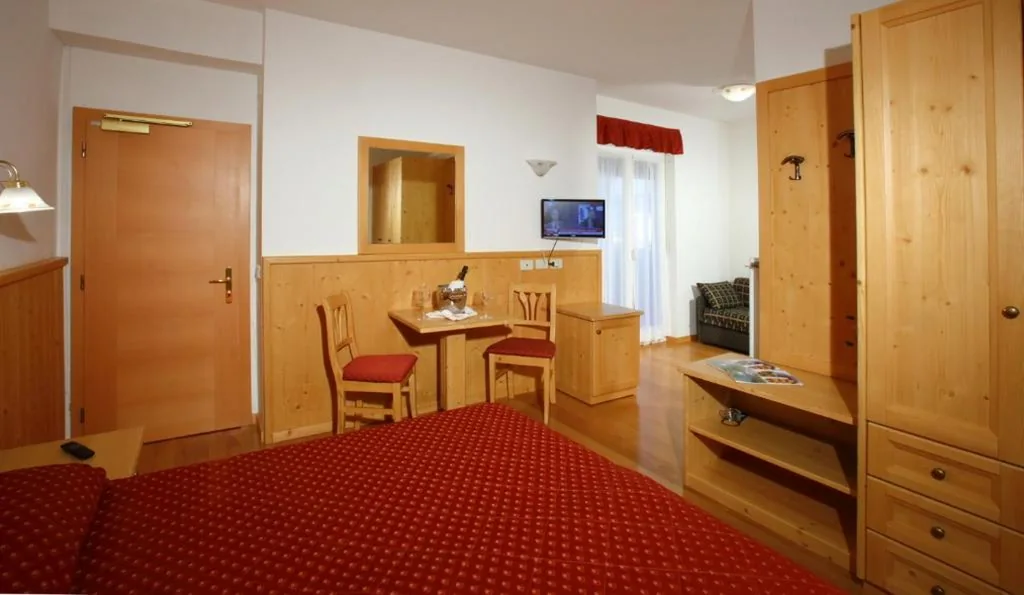 Camera Tripla — Hotel Zurigo