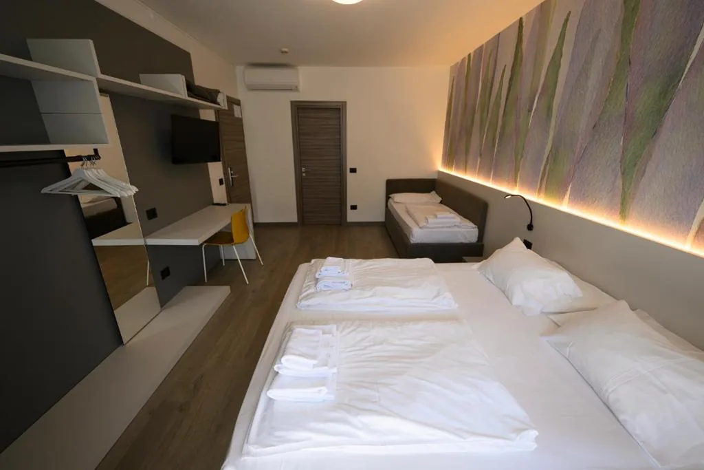 Camera Tripla — Park Hotel Eden