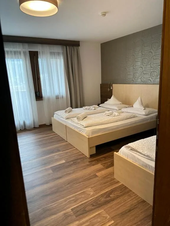 Camera Tripla Standard con Balcone — Hotel Klammer