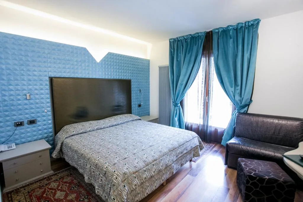 Camera Tripla Standard — Design Oberosler Hotel