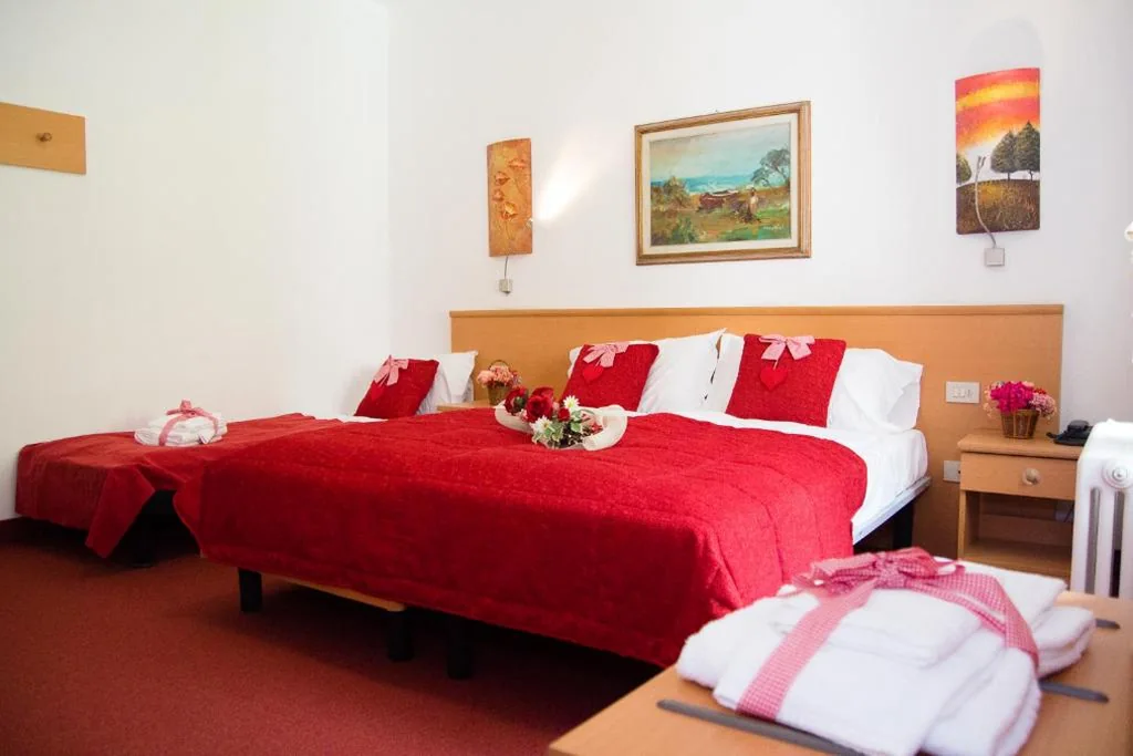 Camera Tripla Standard — GH Hotel Piaz