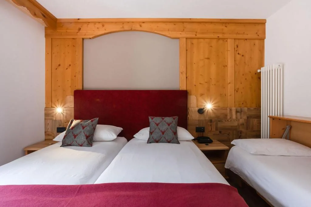 Standard Triple Room — Hotel Aurora