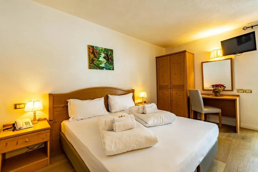 Camera Tripla Standard — Hotel Grizzly “Ski-in Ski-out”