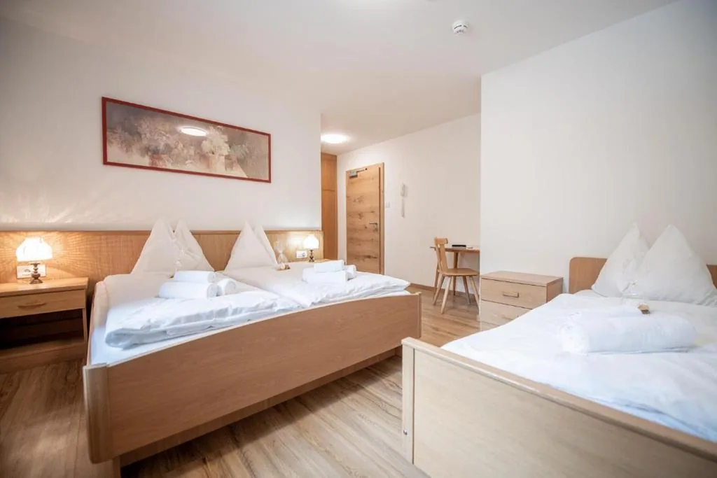Camera Tripla Standard — Hotel Lago della Creta