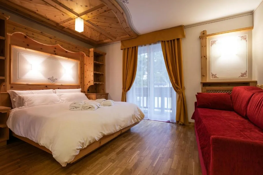 Standard Triple Room — Hotel Medil