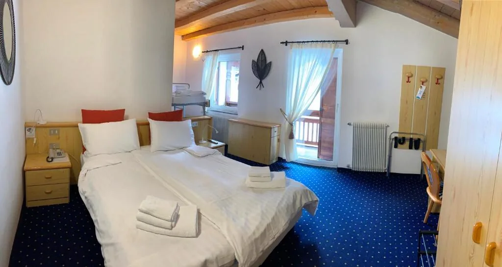 Camera Tripla Standard — Hotel Sassleng