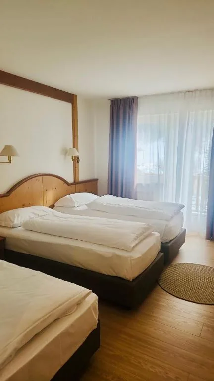Camera Tripla Standard — Hotel Villa Rosa