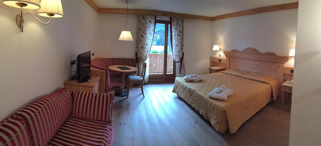 Camera Tripla Superior — Campiglio Bellavista