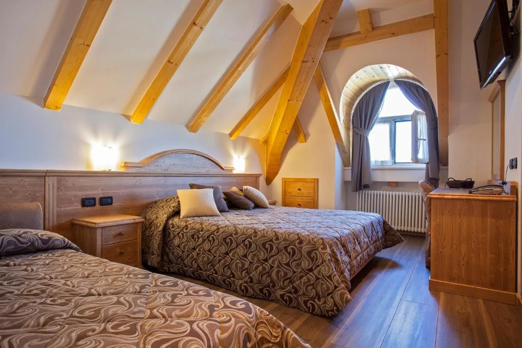 Camera Tripla Superior — Hotel Vittoria