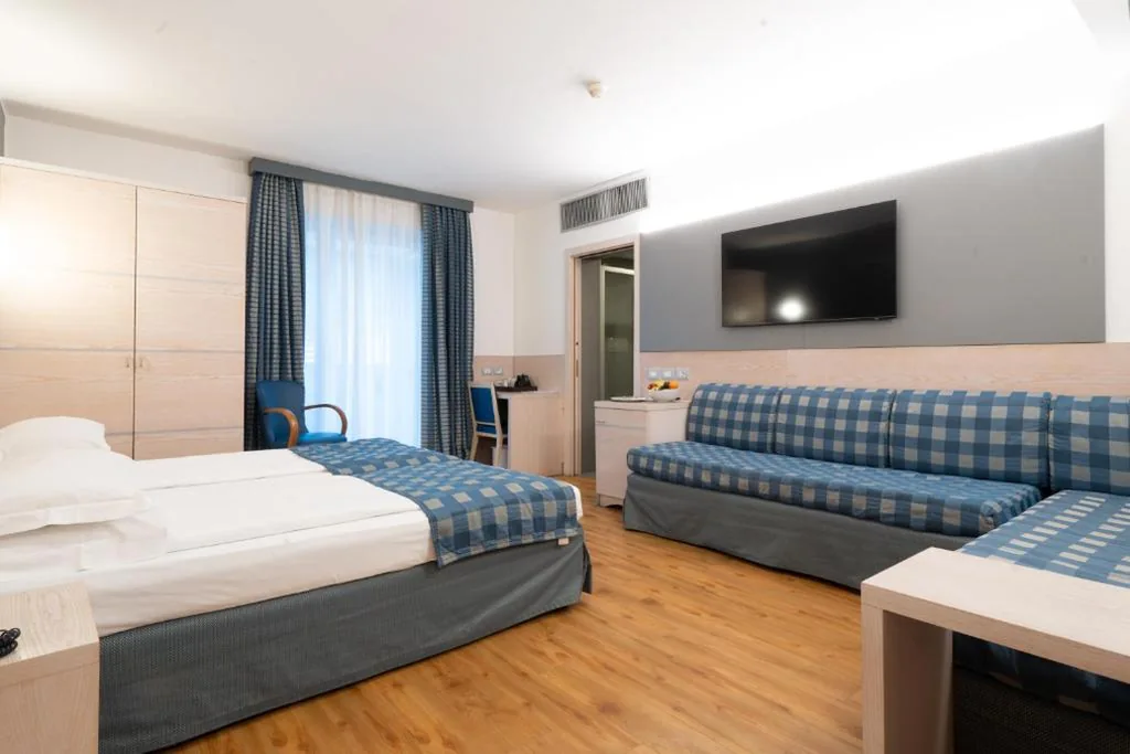 Caravel Bike Hotel