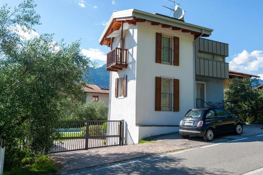 House with 2 Bedrooms — La Torretta, Casa indipendente con parcheggio in zona tranquilla ad Arco