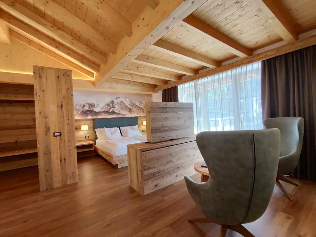DOLOMITES B&B – Suites, Apartments and SPA
