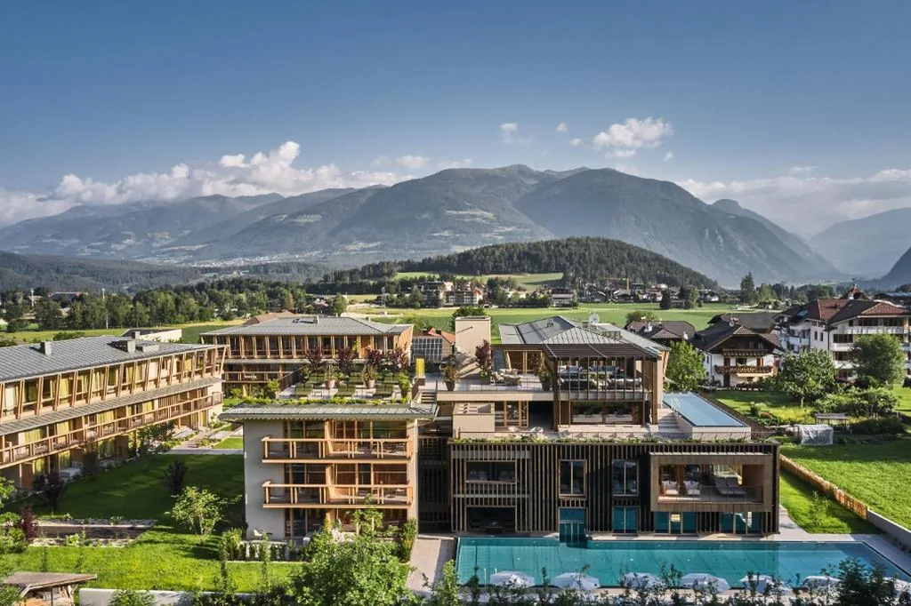 Falkensteiner Hotel Kronplatz – The Leading Hotels of the World