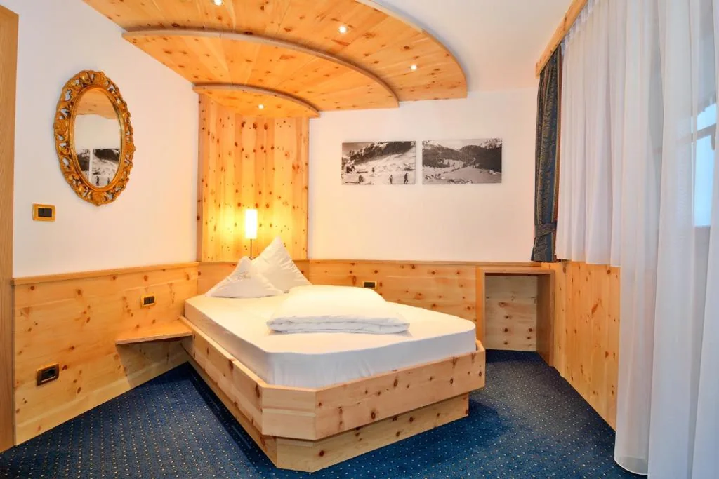 Garni Hotel Iris