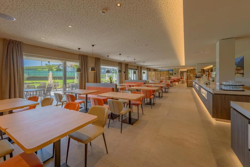 Hotel Cornelian Suites & Rooms