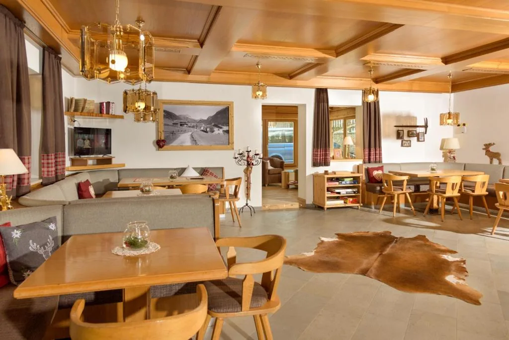 Hotel Garni Lastei — foto 6
