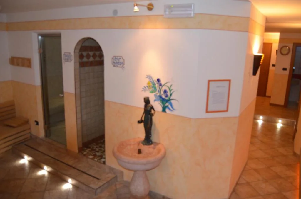 Hotel Ladina — foto 3