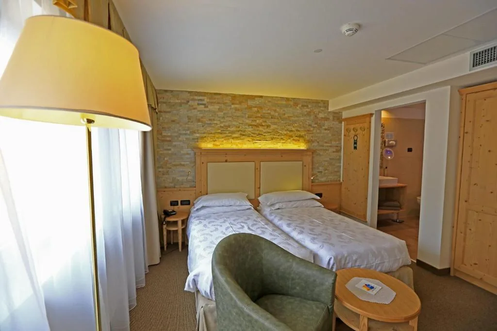 Hotel Ladina — foto 8