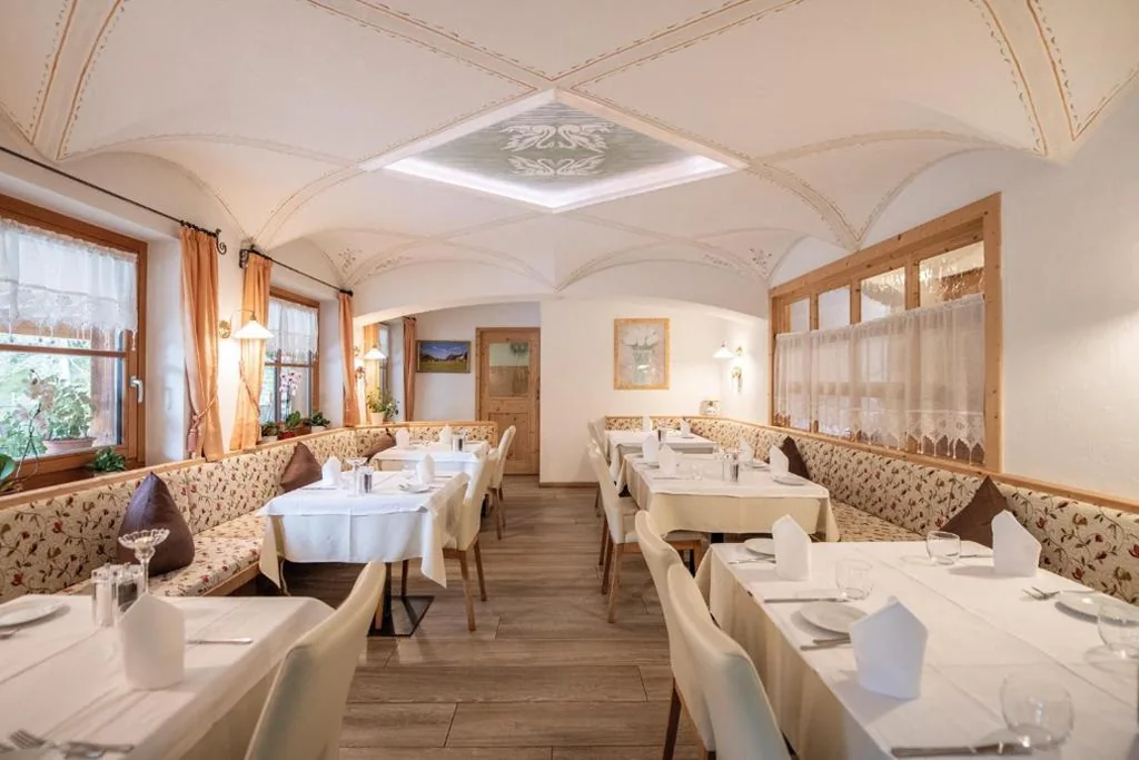 Hotel Lago della Creta