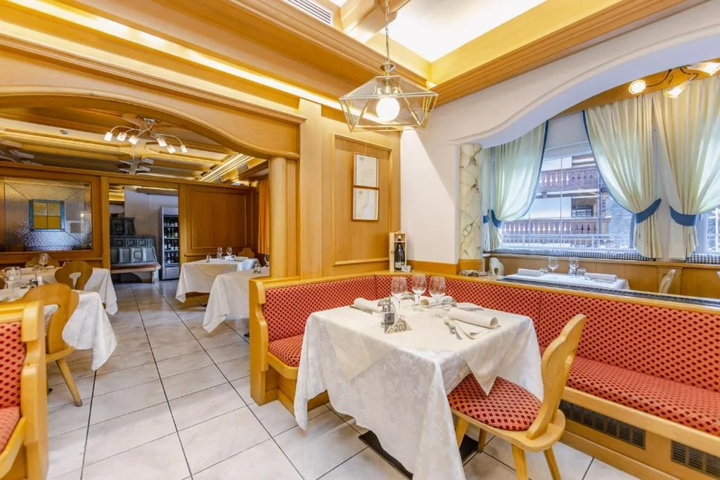 Hotel Ramon