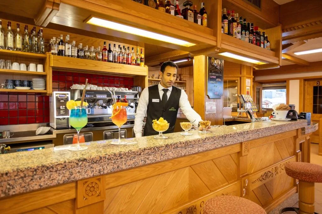 Hotel Sella Ronda Serenella – A 50 mt dalle piste da sci — foto 8
