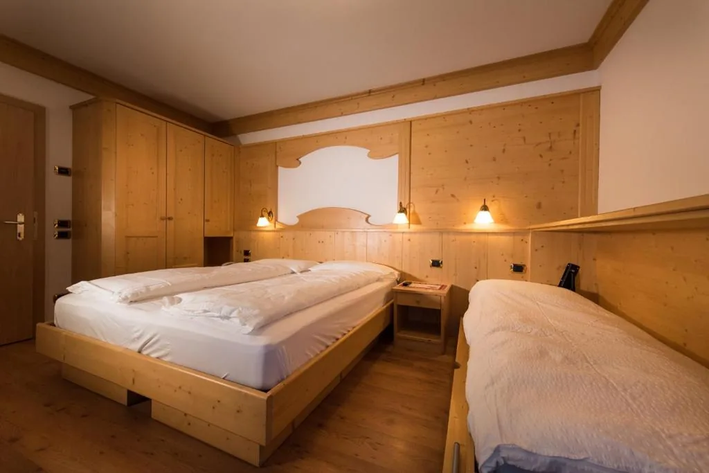Hotel Zirmes