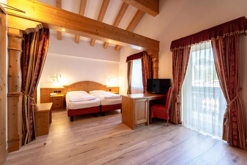 Junior Suite con Balcone (3 Adulti) — Hotel Laurin