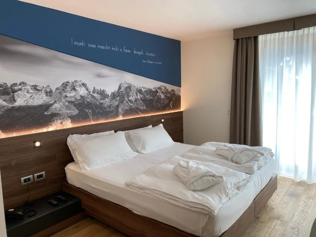 Junior Suite with Balcony — Dolomeet Boutique Hotel