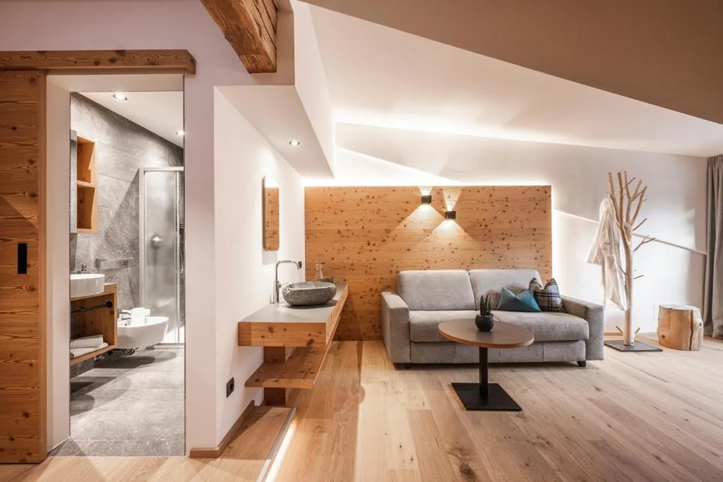 Junior Suite with Balcony — Hotel Lener