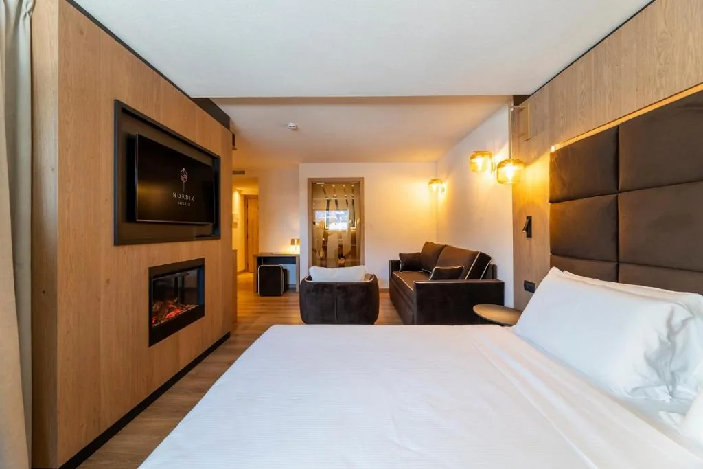 Junior Suite with Balcony — Hotel Nordik Adults Only – Over 14