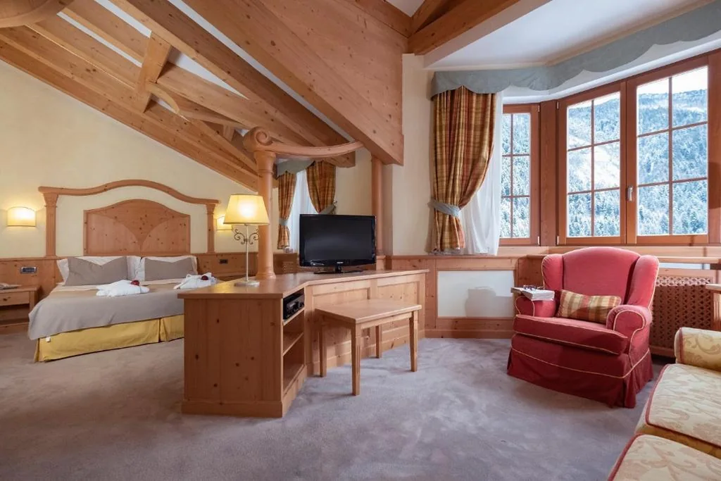 Junior Suite con Vasca Idromassaggio — Hotel Du Lac