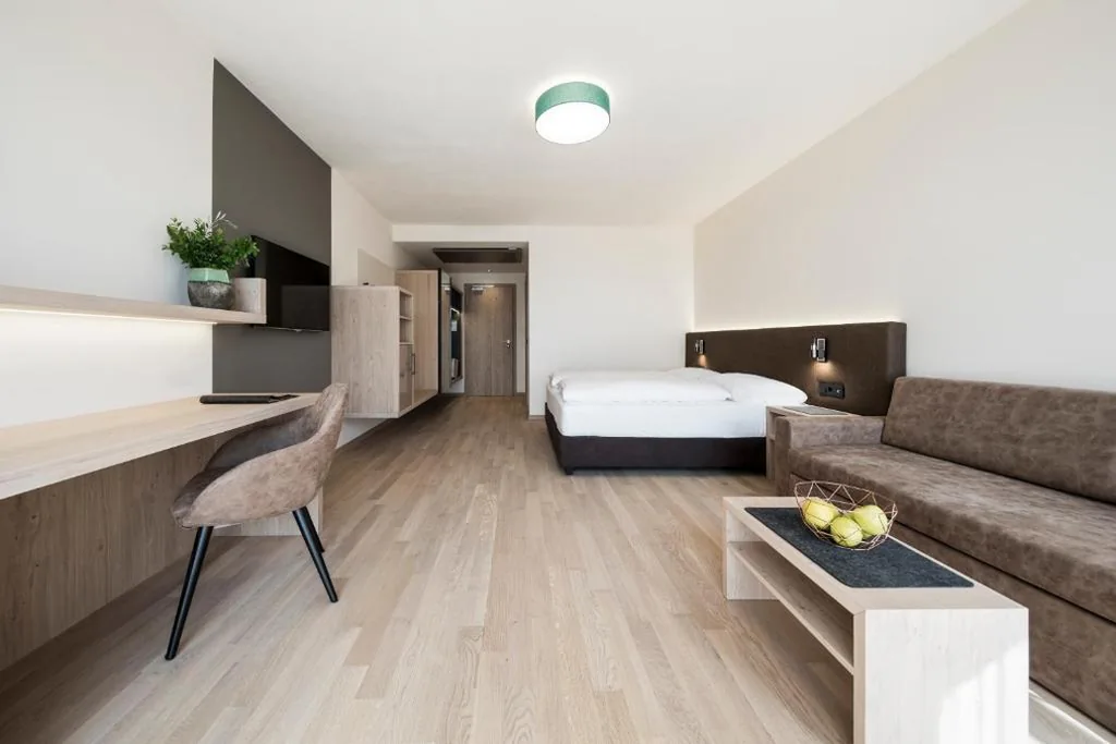 Junior Suite con Vista Giardino — Hotel Torgglhof
