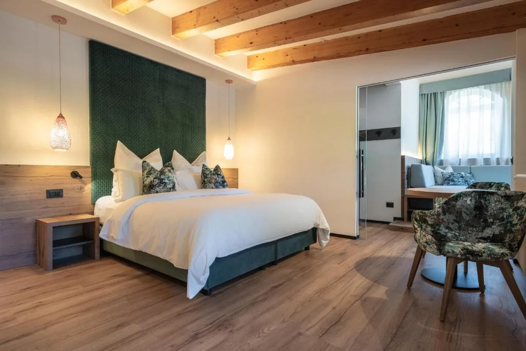 Junior Suite Deluxe — Hotel Garden