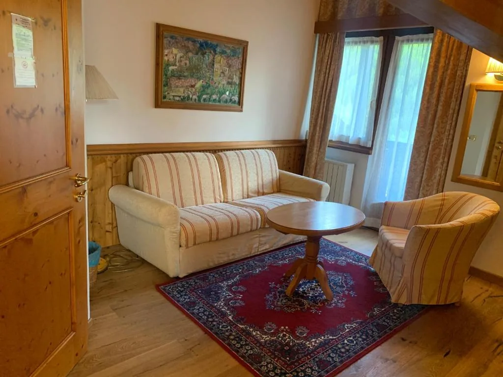 Junior Suite — Hotel Lorenzetti