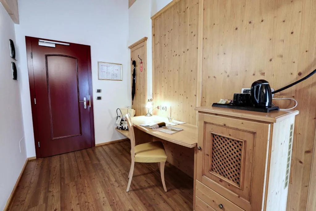 Junior Suite — Leading Relax Hotel Maria
