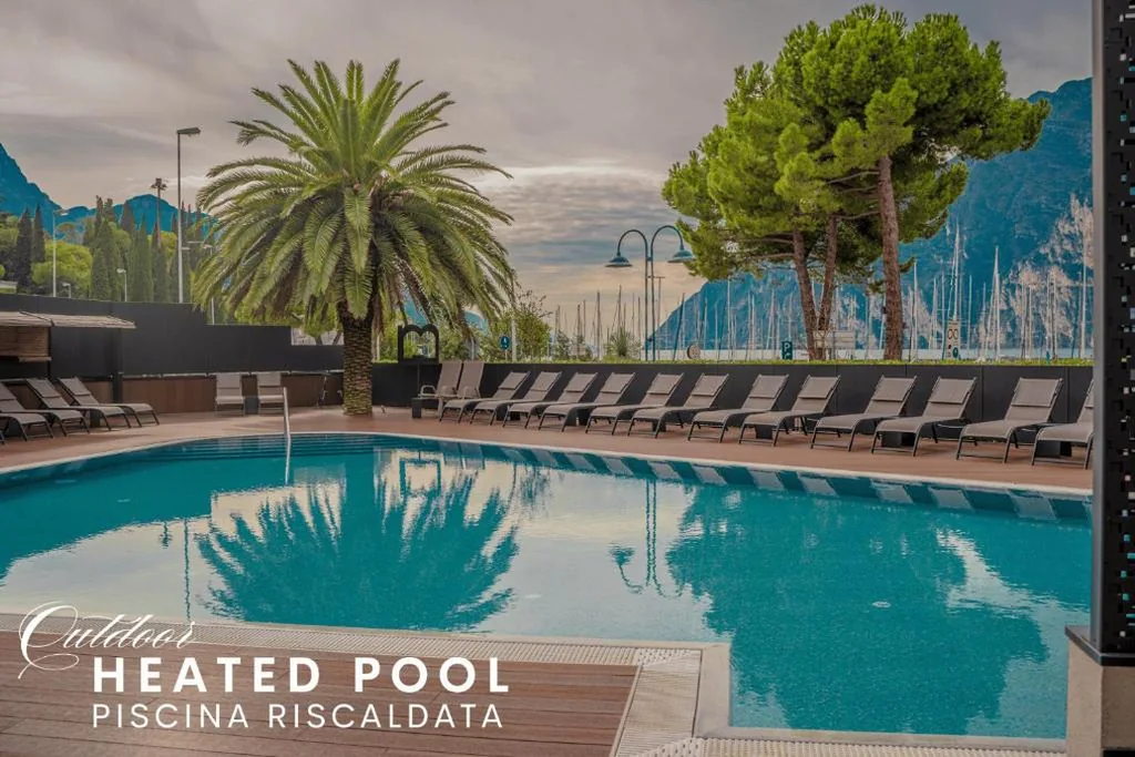 Lake Front Hotel Mirage — foto 4