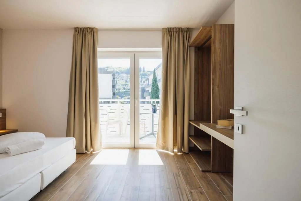 Lake Side Suites