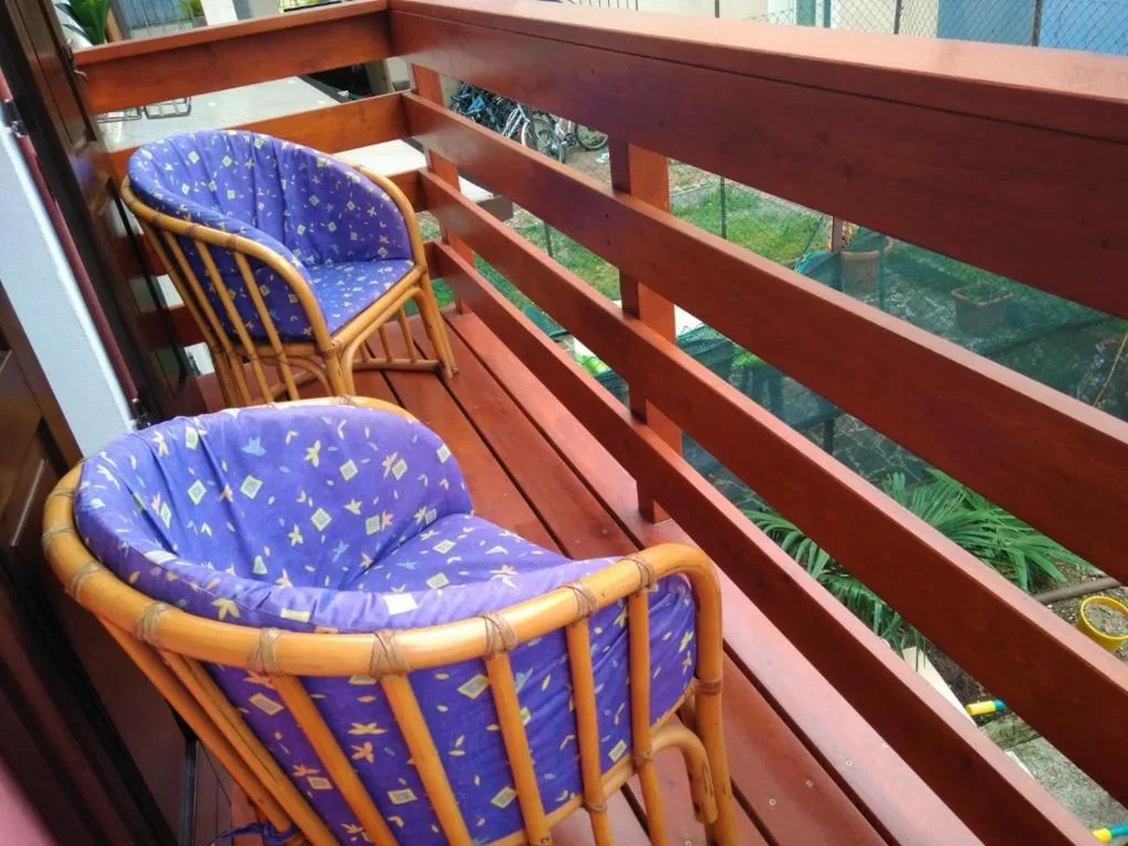 Studio with Balcony — Marigold