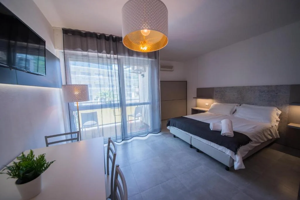 Monolocale con Vista Strada — Residence Cristine