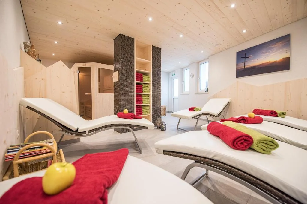 MOUNTAIN RESIDENCE ALPENHOF – company Hotel Alpenhof KG sas der Gasser Renate