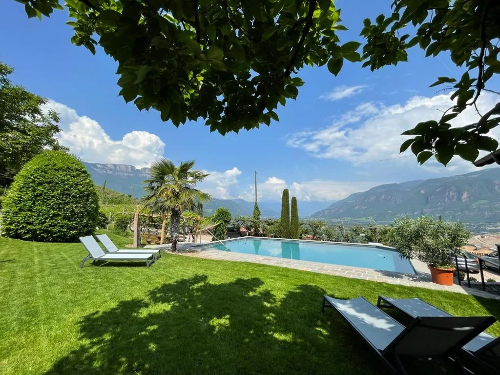 Pension Etschblick B&B