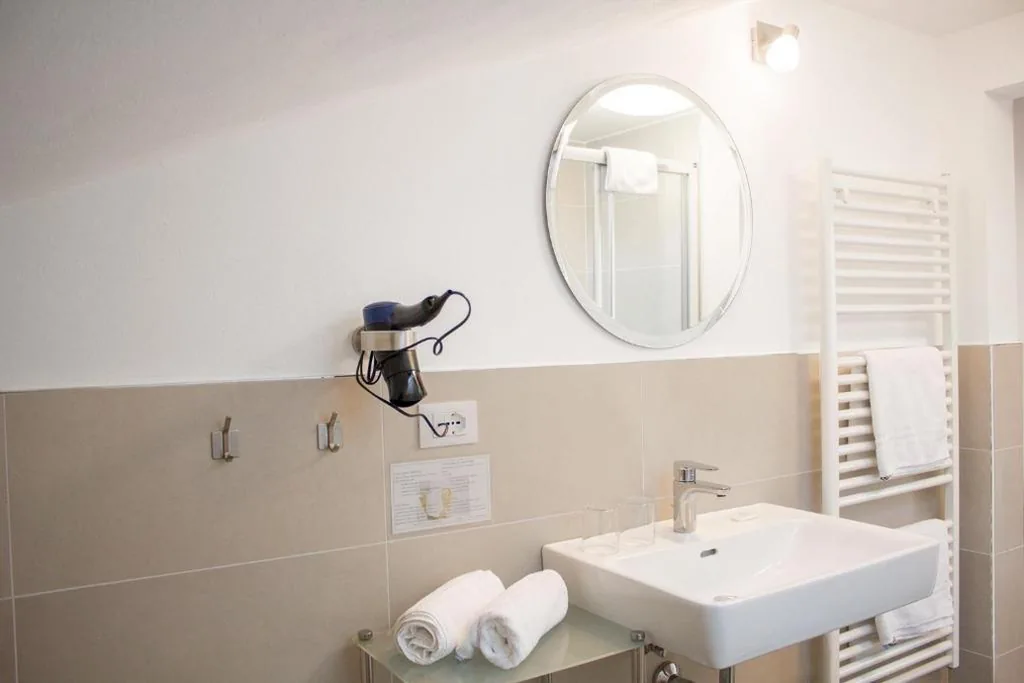 Schenna Garni Eden Bed & Breakfast — foto 3